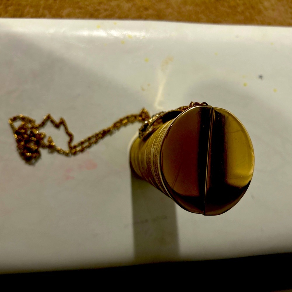RARE Vintage Italy Seashell Bag Clamshell Clutch Gold Shell Purse